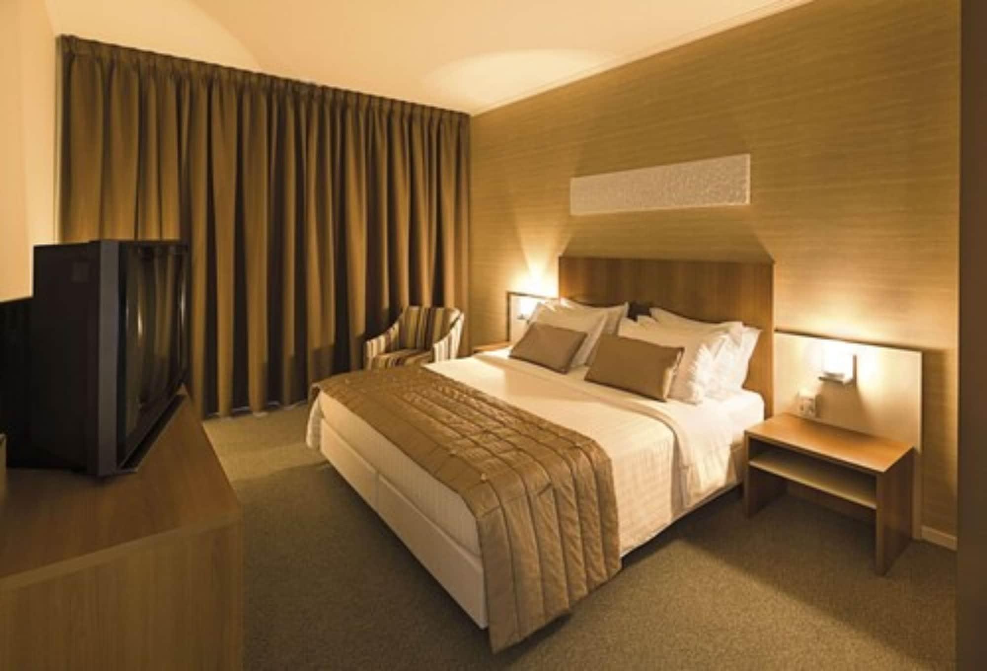 Swan Novo Hamburgo Hotel Екстериор снимка