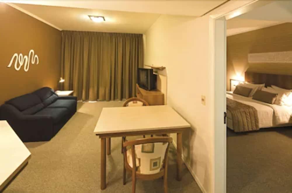 Swan Novo Hamburgo Hotel Екстериор снимка