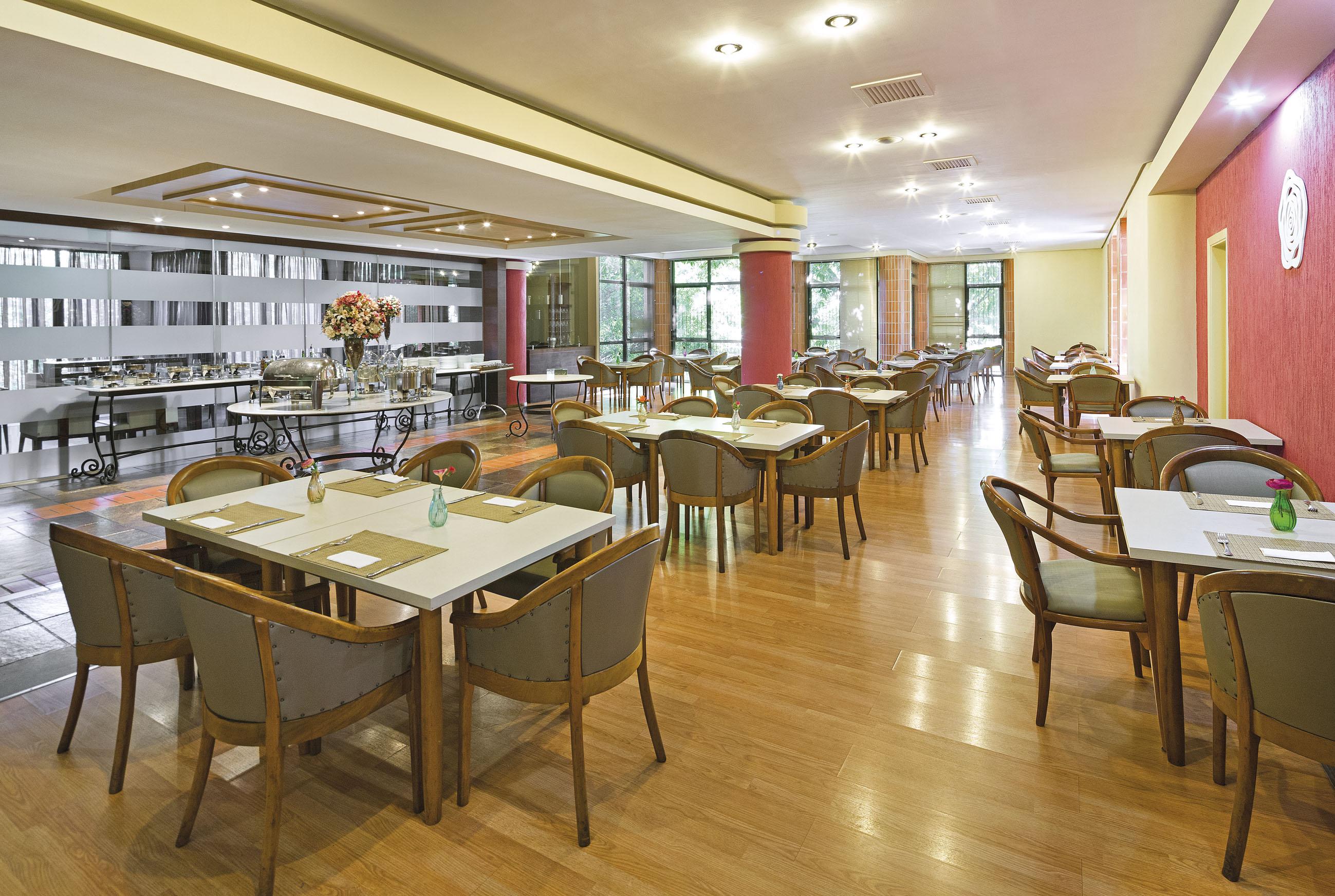 Swan Novo Hamburgo Hotel Екстериор снимка